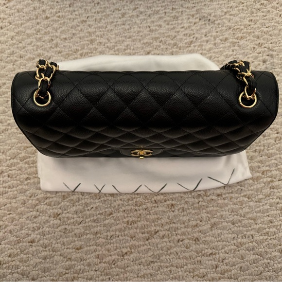 Chanel Classic Jumbo Double Flap Black Caviar Gold Hardware - Picture 2 of 13